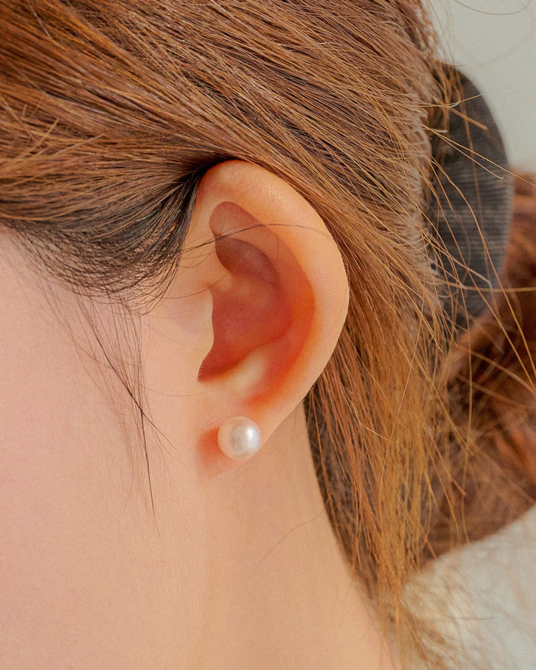3가지 사이즈의 아코야 진주 귀걸이다.